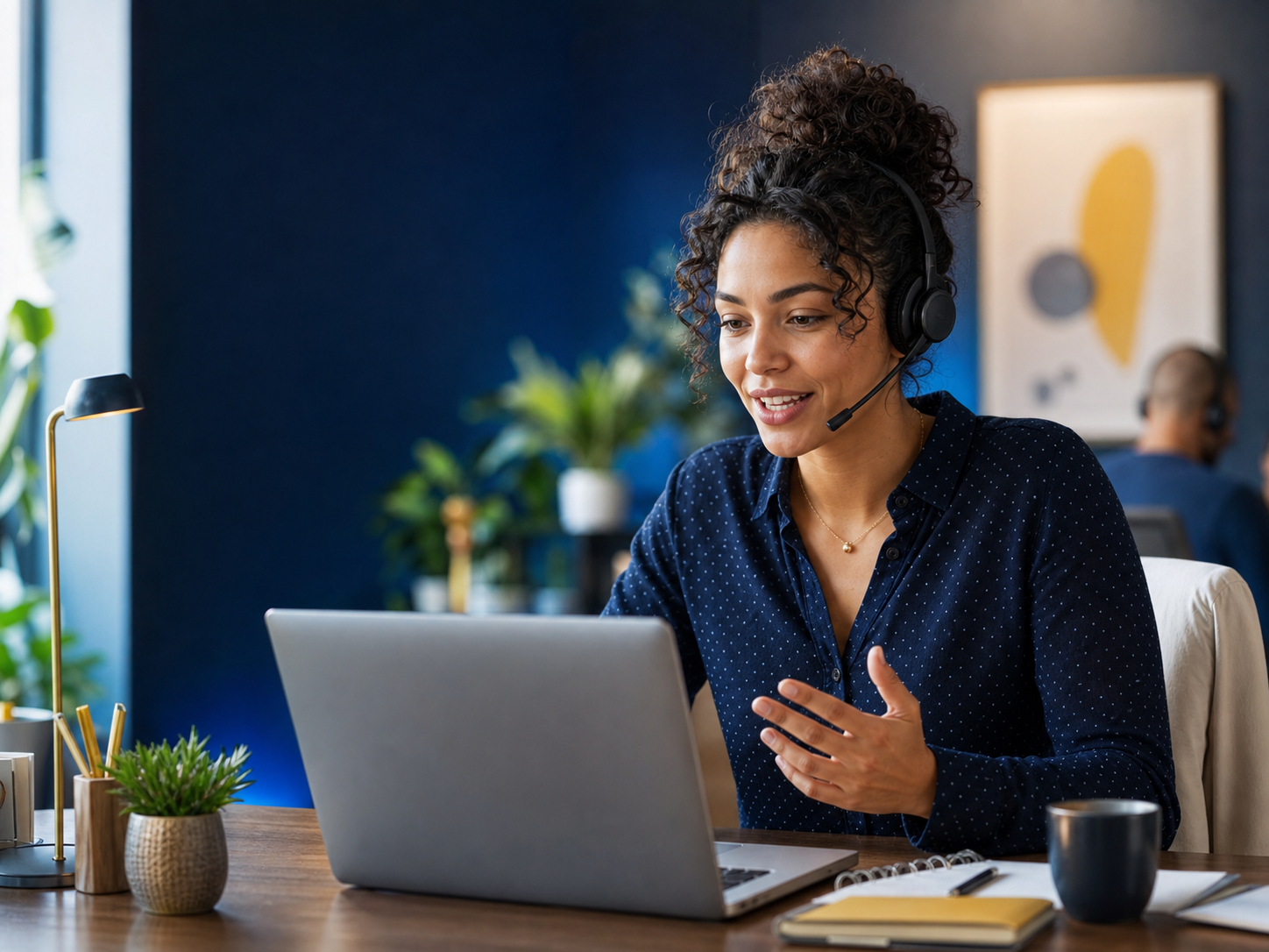 onespot4u customer support specialist helping a customer